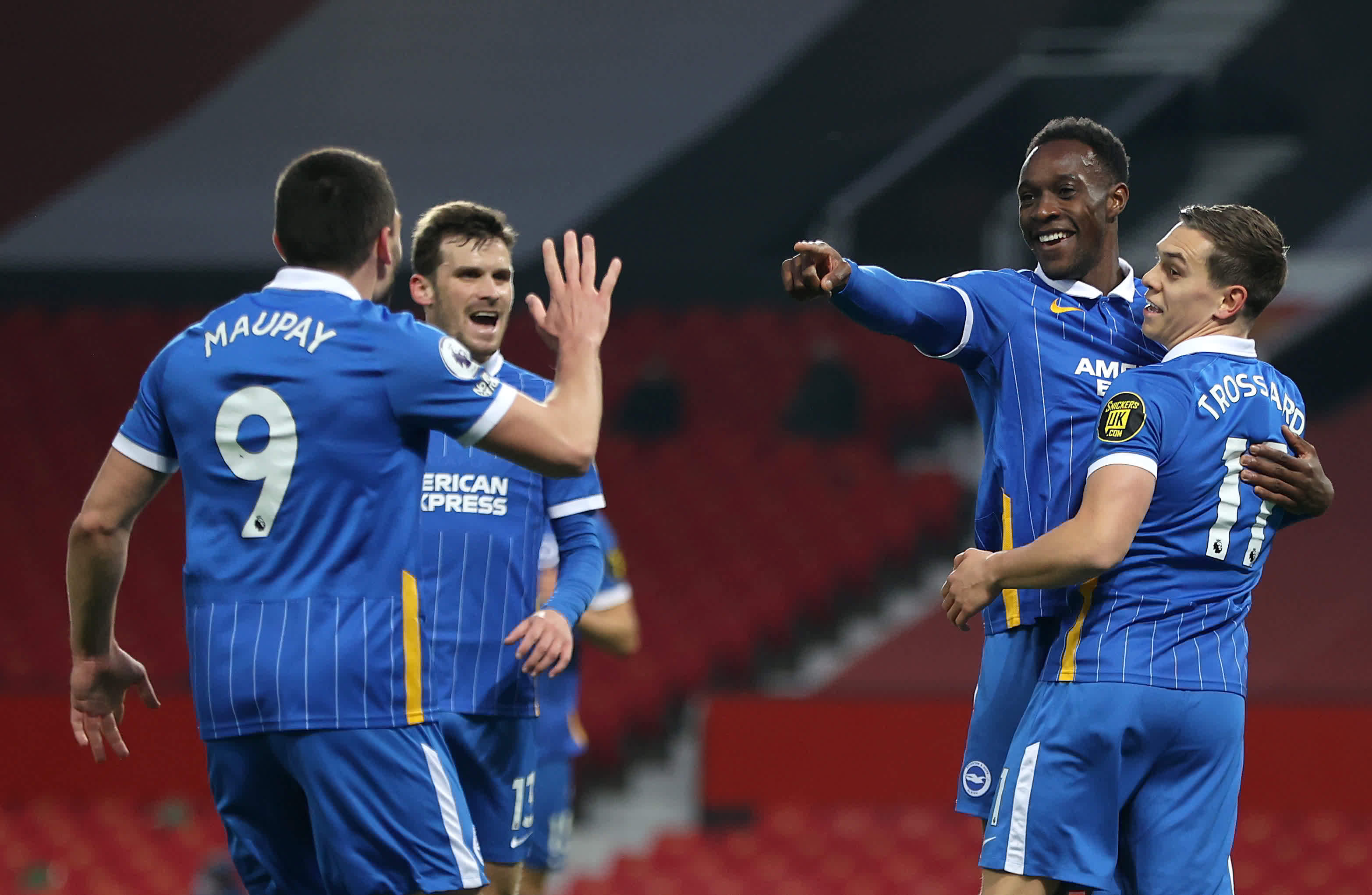 球迷带来更 球迷带来更